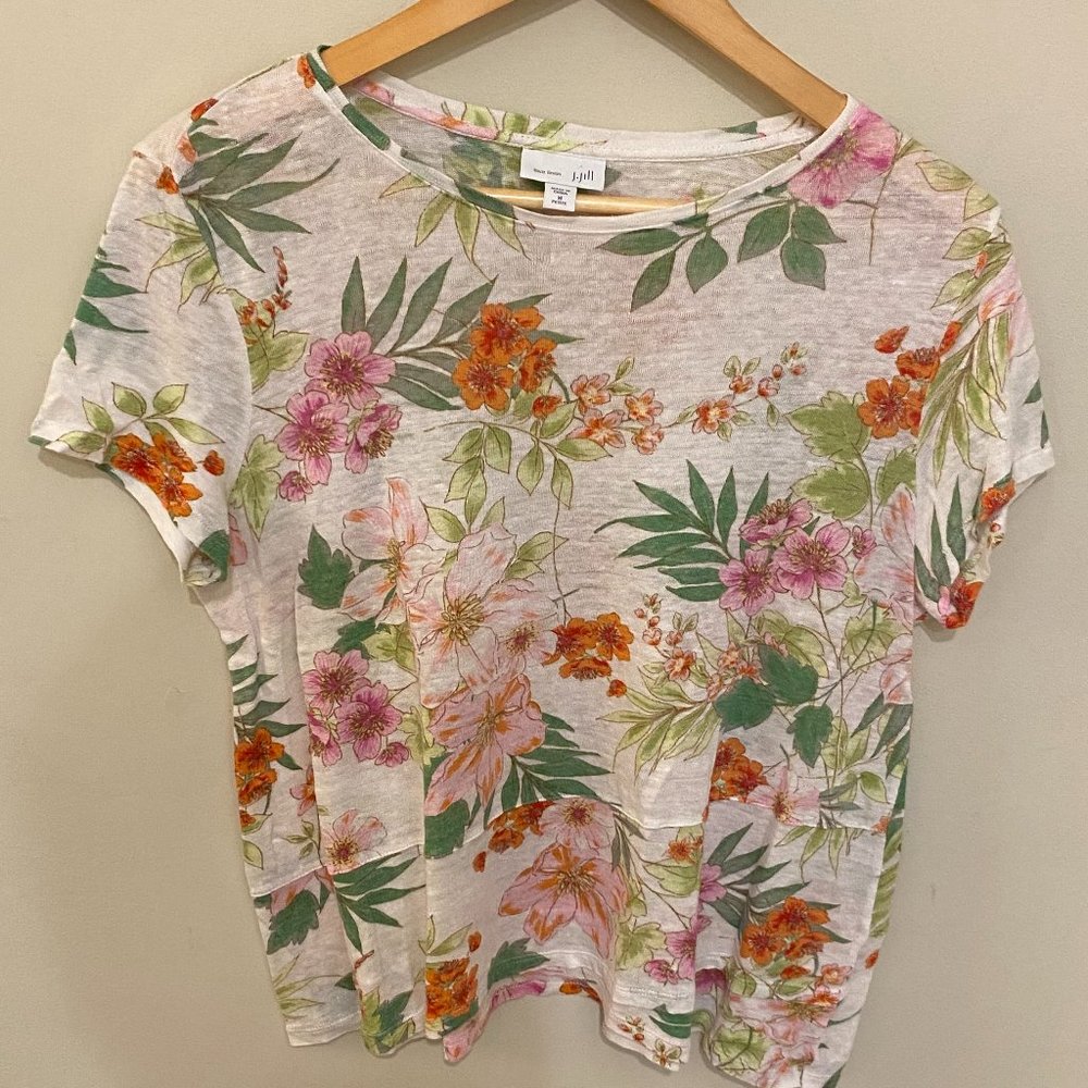 J.JILL floral linen drapey tshirt  size M
